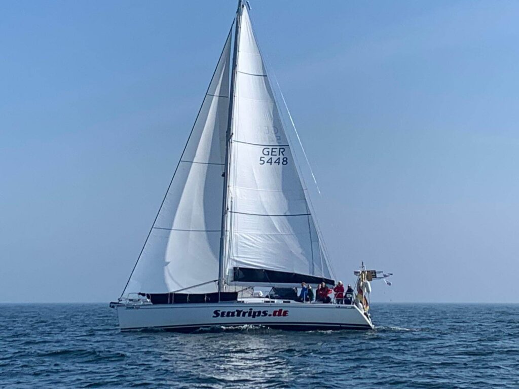  De Simplay Fast een Salona 45 zeiljacht