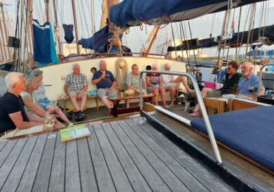 Nil-Desperandum-gasten-aan-dek Gasten aan dek van de NIl Desperandum