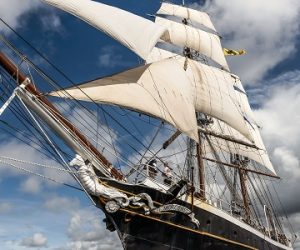 Avontuur zeilen op brig Morgenster