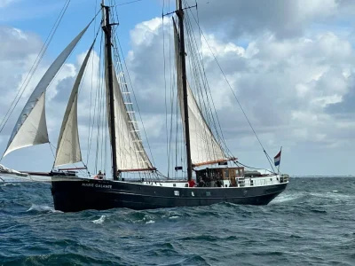 Marie Galante zeilend