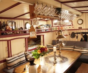 Salon van zeilschip Berta von Lassan